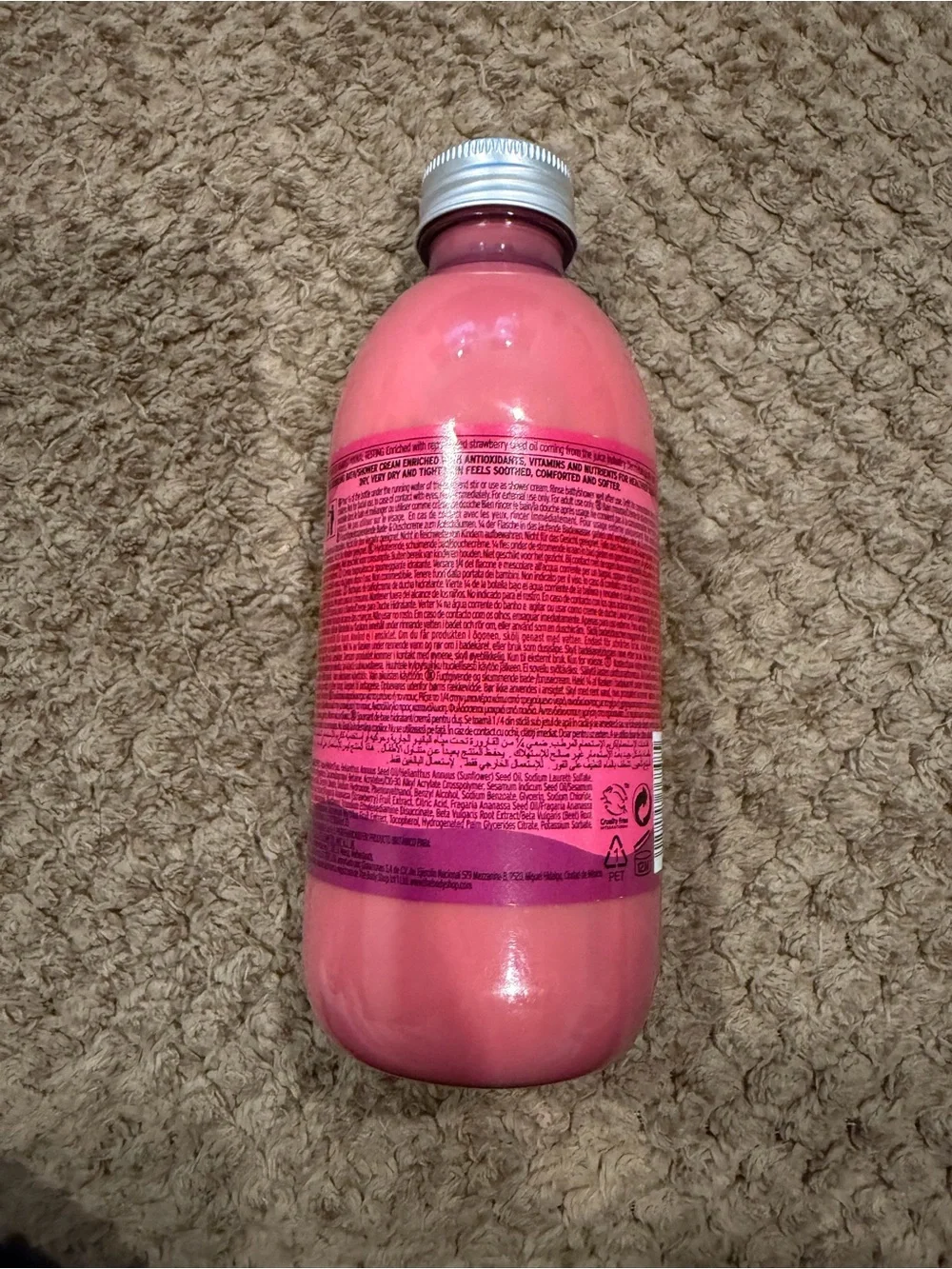 The Body Shop Berry Bath Blend Hydrating Bath Foam